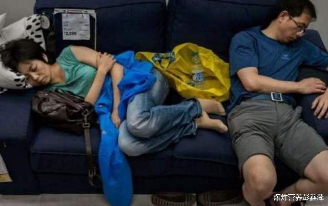 睡眠|睡觉时能不能“脚朝西、头朝东”？睡觉朝向有道理吗？告诉你事实