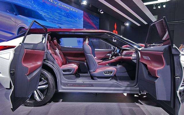 『新车』三菱再亮“新战将”，双色车身比卡宴漂亮，配对开门+隐藏式门把