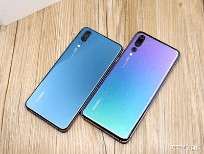 华为@为何华为要在24天内发布13款手机？主要有4个原因