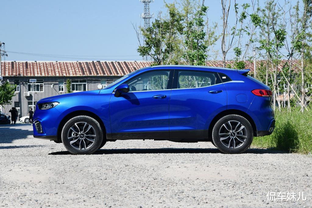 SUV|12万多就能买的“高端车”，配10个音响+移动物体监测，破百6.6秒