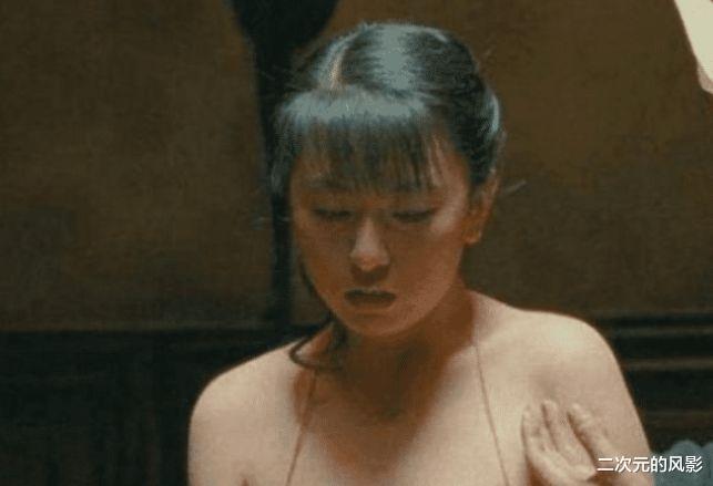 「赵铭」因被姜文相中，出镜30秒让她一炮而红，如今却也成为路人