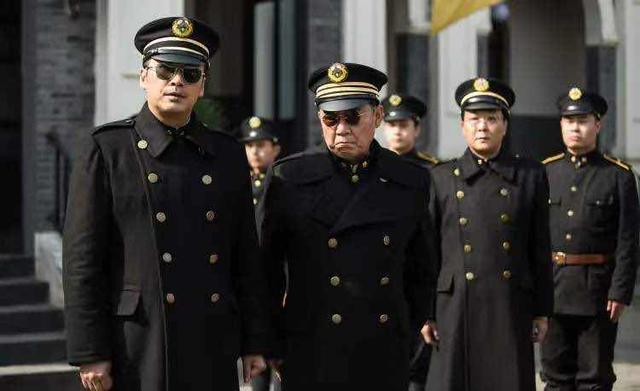 谍战|谍战剧中最不像卧底的卧底,你以为只有方厅长吗?还有他们