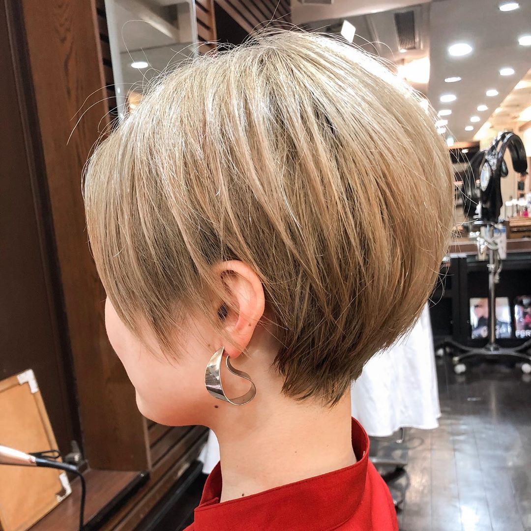 女性发型|中老年女性发型别瞎剪，选这18款就对了，洋气利落显年轻