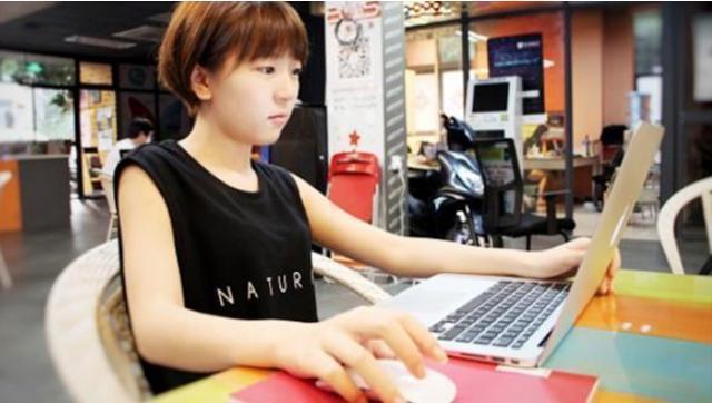 软件|她是年龄最小的CEO，17岁获得2000万融资，如今发展怎么样了？