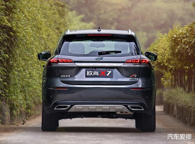 SUV|最成功的国产SUV，可容纳40人，四轮独悬配178马力，仅卖7.77万