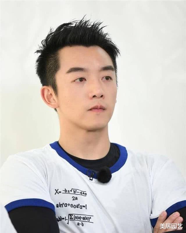 『李晨』他是跑男中最低调的富豪，和王思聪做邻居，豪宅曝光不输李晨迪拜上亿别墅