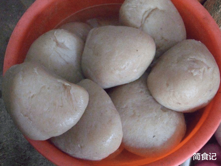 『芹菜』晚饭吃什么?这8种食物最合适,芹菜只能排第3,第一名很意外