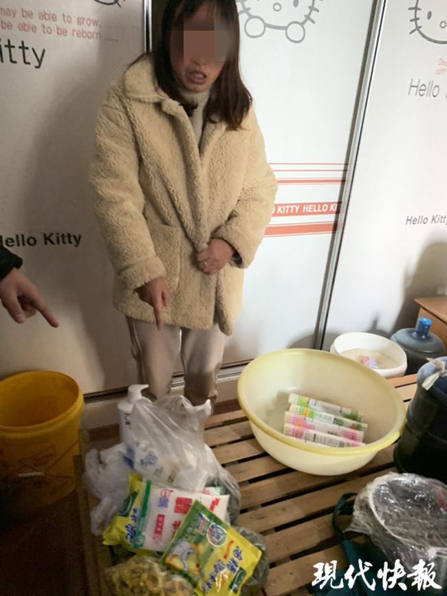 冰视频 女子19天偷同一家超市39次：在置办年货