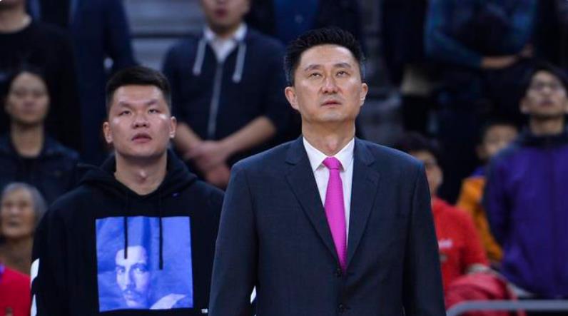 【广东男篮】朱芳雨大手笔!杜锋喜迎队魂+超级外援,广东男篮卫冕CBA已无悬念