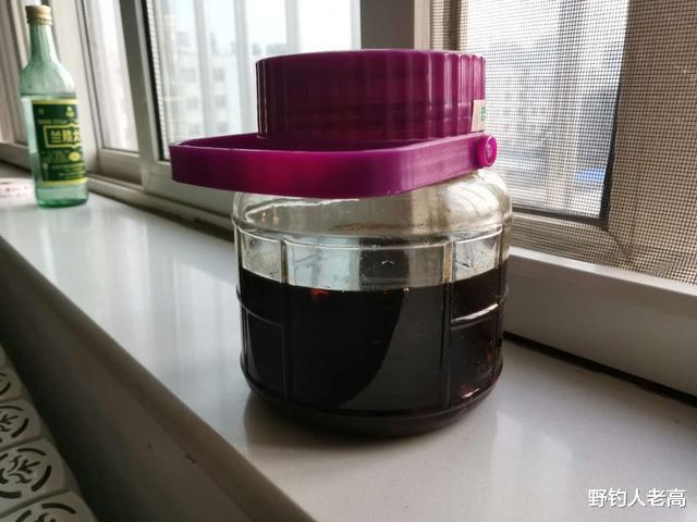 饵料|钓鱼:厨房里的剩余香料,别丢弃,简单搭配一下,就能泡诱鱼药酒