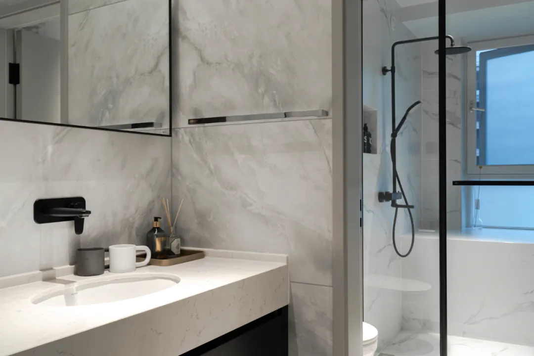 ##237㎡现代简约大宅，一家4口放松的居心地！