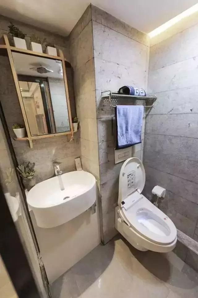 白癜风|一家五口挤19平老宅,全家同睡没有隐私,设计师爆改成5室2厅!