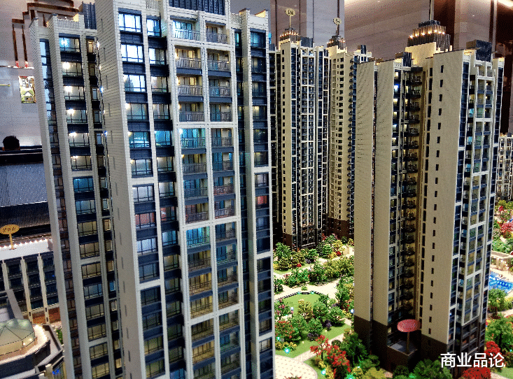 李嘉诚|李嘉诚把英商赶出中国,今李嘉诚去他故乡投资,他却来中国投千亿