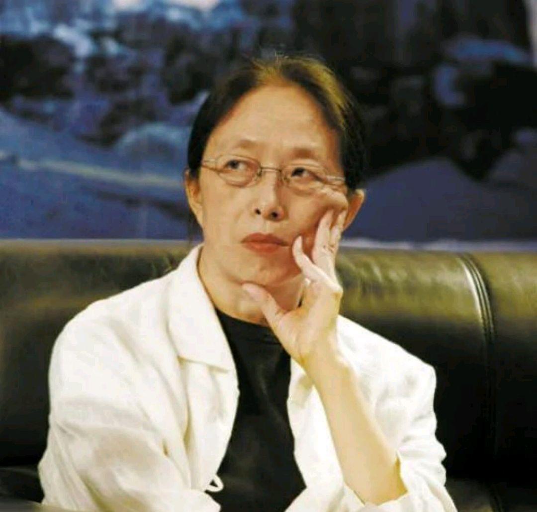 【海南大学】海南大学王小妮，多条不当言论被扒出，你大放厥词的样子真丑！