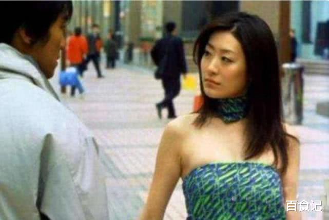 「周星驰」她18岁被周星驰看中,签约8年只拍了2部戏,近照曝光,美到不敢认