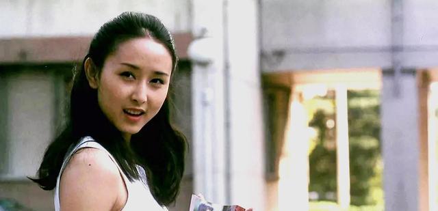 胡静@她们个个都是大美人 但都始终没能大红起来！