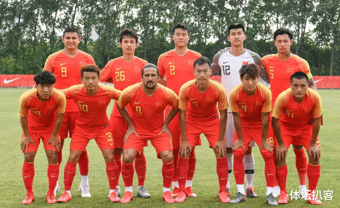 [国足]央视盛赞！国足大胜获广泛好评，名记泼冷水：不一定赢得了申花！