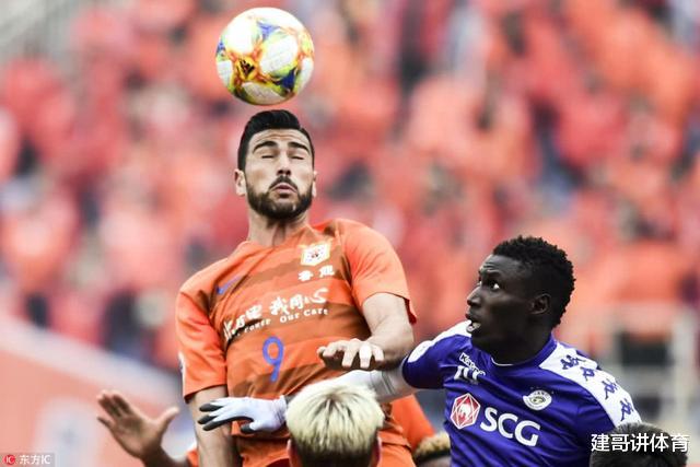 李霄鹏:取代佩莱?鲁媒:高大身材球星收到中国报价,球迷:是李霄鹏的菜