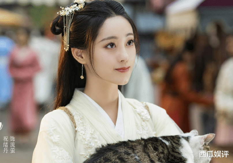 琉璃|《琉璃》余热未散，又一仙侠剧悄然来袭，主演CP感不输“初遇CP”