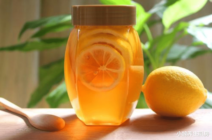 蜂蜜|买蜂蜜时，把蜂蜜瓶子倒过来，假蜂蜜立马现“原形”，别再被骗了