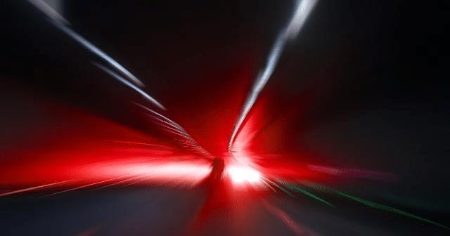 「科学家」宇宙最快速度是什么？科学家：不是光速，它能眨眼间飞越数亿光年