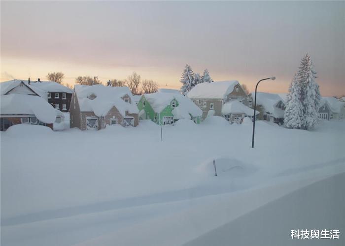 『』才不过6月，美国西部地区大雪纷飞，地球究竟是怎么了？