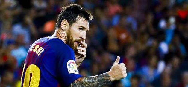 梅西|C罗尴尬了，4大权威选梅西世界第1，年度最大争议诞生