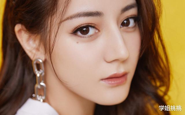 「短发」女生保持5个好习惯,让你夏天比别人都白,做到1个你就赢了