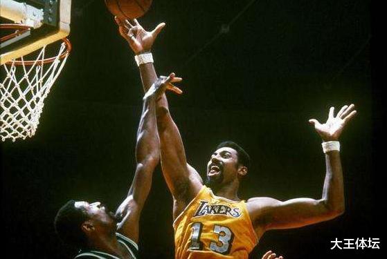 易建联▲令联盟修改规则的5位球星：中国一人上榜，榜首当之无愧