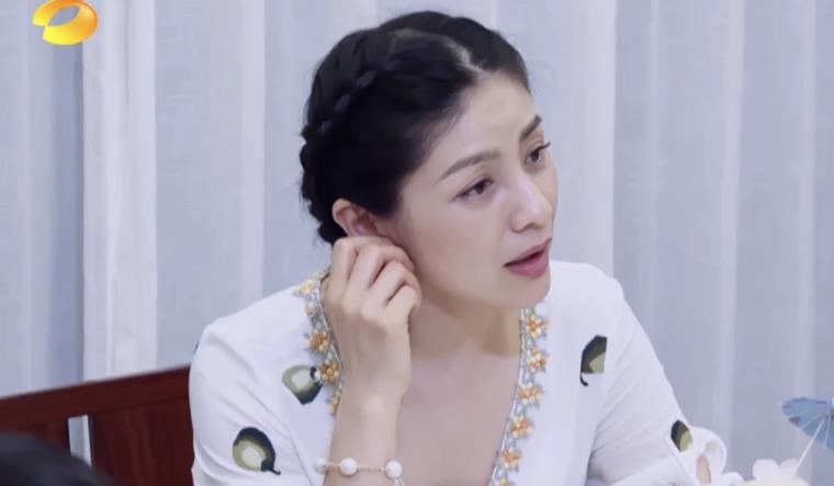 胡冰卿|结婚9年，胡可崩溃痛哭，后悔结婚！沙溢：我们的婚姻败给了……