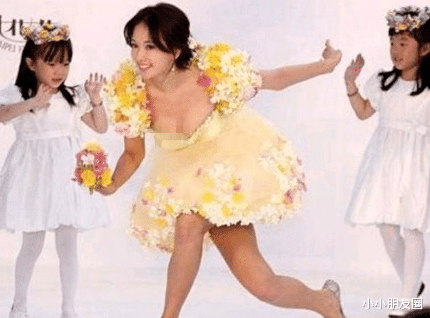 林志玲|当年以为柳岩在孩子面前穿得够过火了，直到后来看到林志玲，家长都怒了