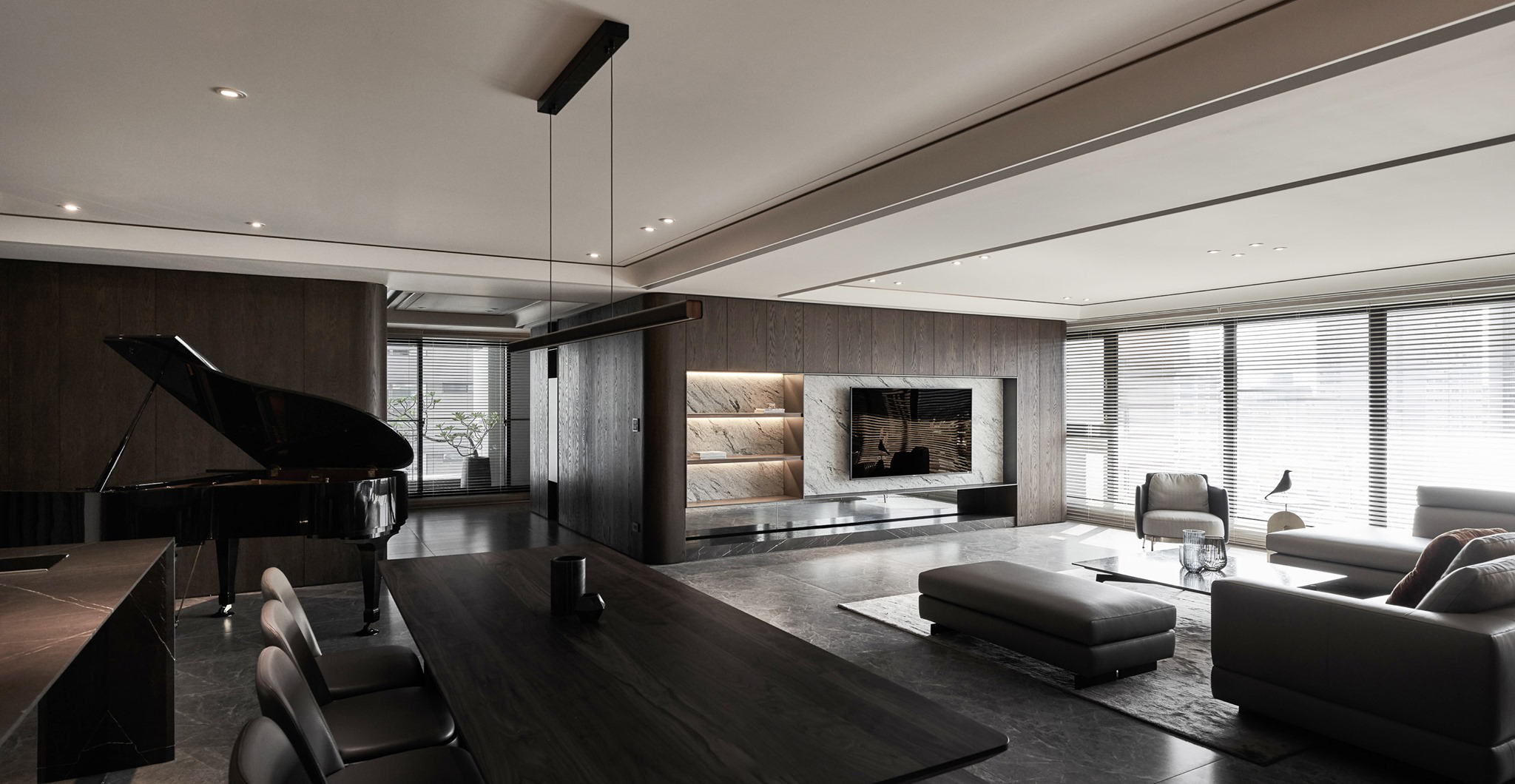 「」灰奢有度，简约随性演绎质感生活