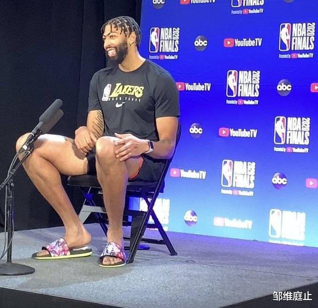 湖人队|fmvp给浓眉？湖人将帅为其造势，戴维斯话里有话，老詹愿意么