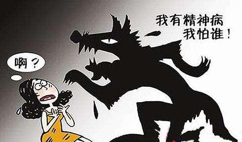 精神病|火车站一男子抱起女童从2楼扔下，目击者称或患精神病，候车室充满母亲哀嚎声