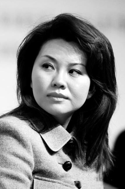 方静|原央视主持方静，陷“间谍门”前途尽毁，今已客死他乡5年