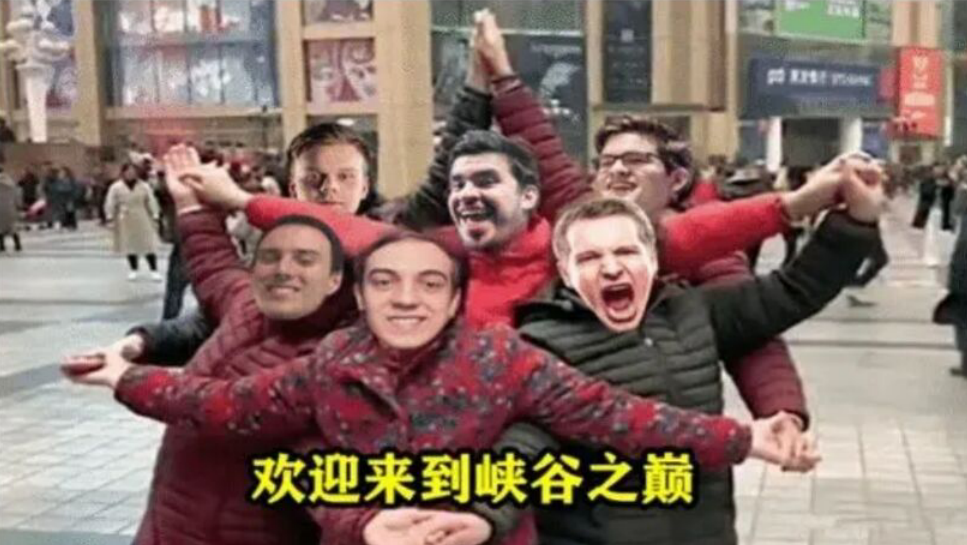 挂机|峡谷之巅“集体军训”职业选手？阿P被打挂机，直呼：中国玩家太猛了！