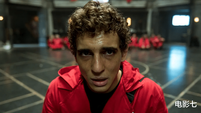 好莱坞@9.1分高能爽剧，剧情堪比好莱坞大片，Netflix这次真敢花钱