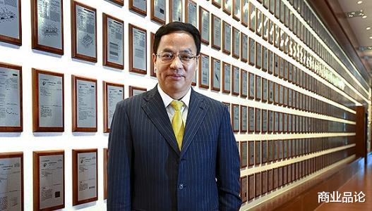 黄金价格|两位首富败走太阳能行业，一位20分钟亏936亿，一位百亿身家归零