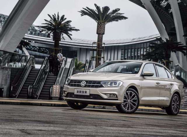 大众汽车|上汽大众为什么卖不过一汽大众？