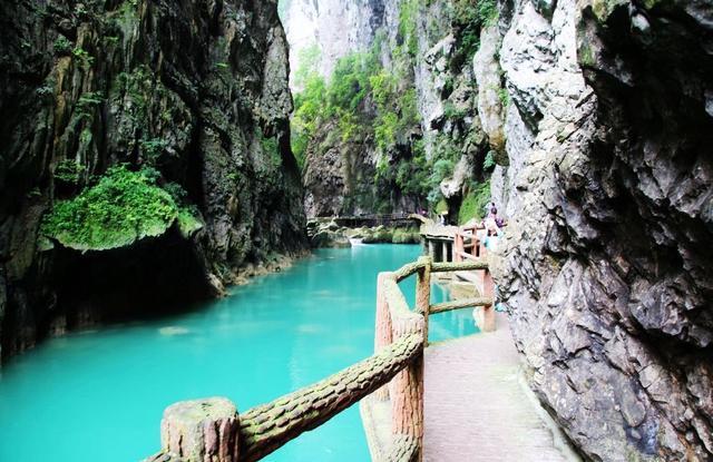 『凯旋门』中国这个地方,被誉为“大自然神力所塑的东方凯旋门”