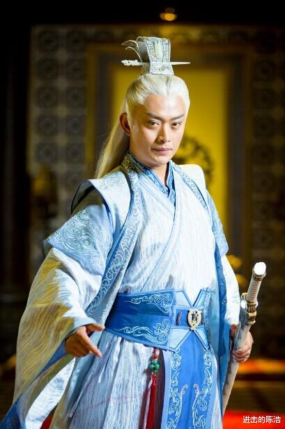 黄海冰|47岁黄海冰成配角，从\万人迷\变\无人提\ 网友：全是\自作自受\