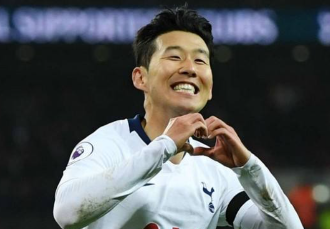 穆里尼奥|待遇就是不一样，坐板凳不抱怨也能被称赞，穆里尼奥称贝尔要起飞