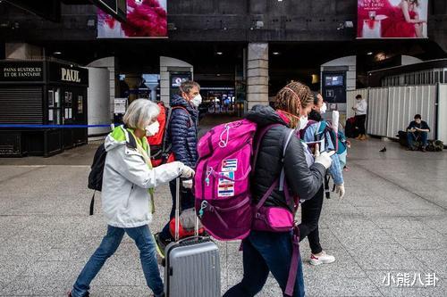 #美国#时间5月8日17时,美国疫情疯狂暴发:再次刷新恐怖纪录!