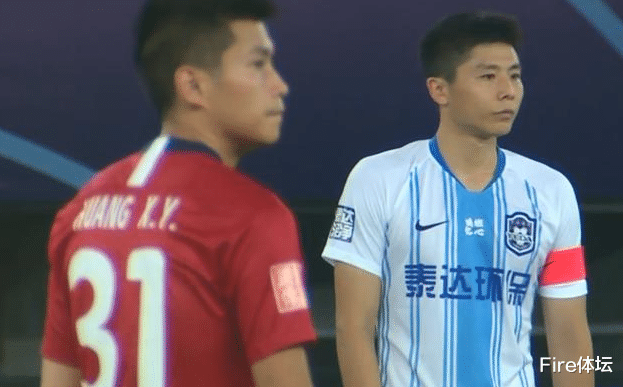 中超|2-2！中超上演疯狂一战！943万劲旅85分钟领先，最后3分钟遭重创