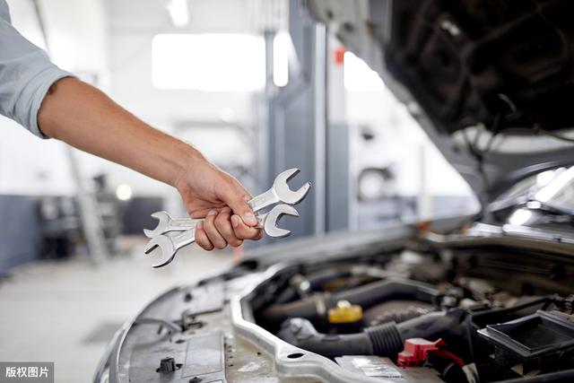 轮胎@汽车开了5万公里，这五个零件一定要记得换，不然后悔药都没得买