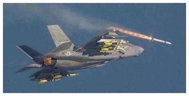 伊朗|凌晨，战斗突然打响！美战机空袭伊朗导弹基地，俄称40年来头一次