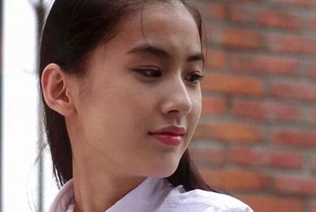 周杰：亲手毁了自己前途的4位明星，明明可以成为一线，如今却无人问津