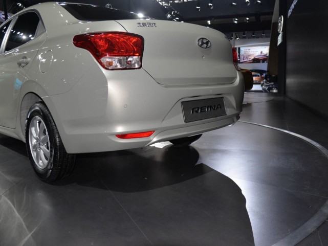 丰田汉兰达|适合家用的合资家轿，仅4.99万，四缸+国六标准，后悔买了飞度