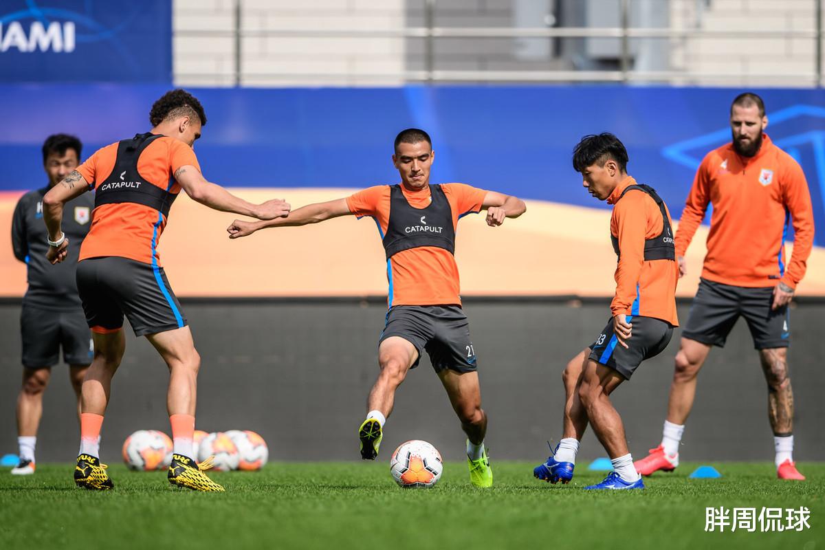 山东鲁能|鲁能首发11人是佯攻，李霄鹏替补5人才是杀手锏，中超15队都眼馋