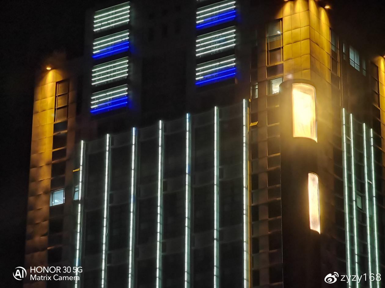 「荣耀30」相差1600元 荣耀30和vivo X50 Pro 夜景大比拼